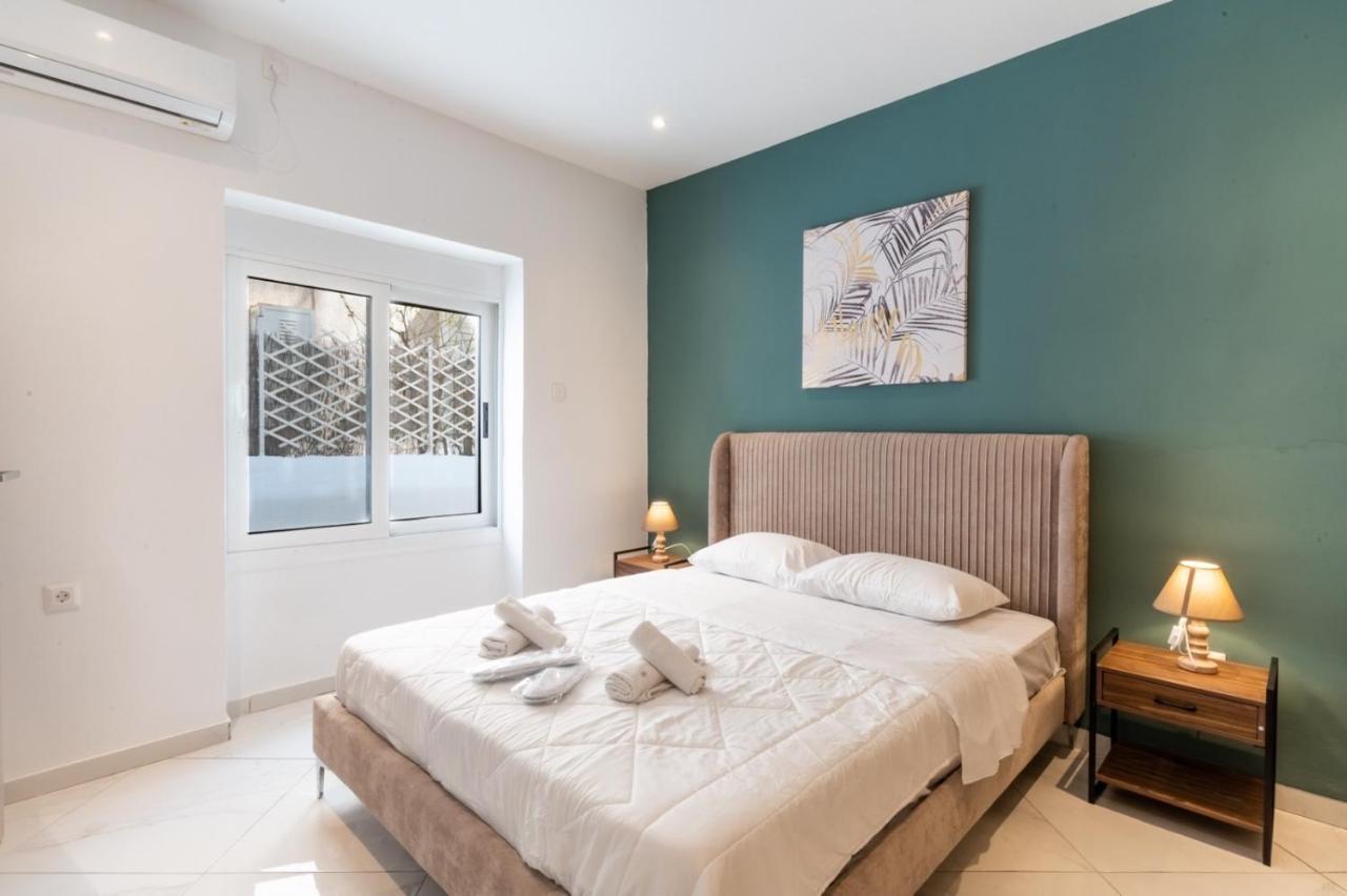 Aiolos Luxury Suite 3 Agios Dimitrios Near Metro Athén Kültér fotó