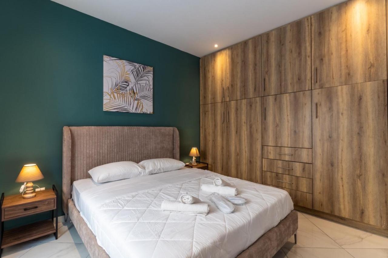 Aiolos Luxury Suite 3 Agios Dimitrios Near Metro Athén Kültér fotó