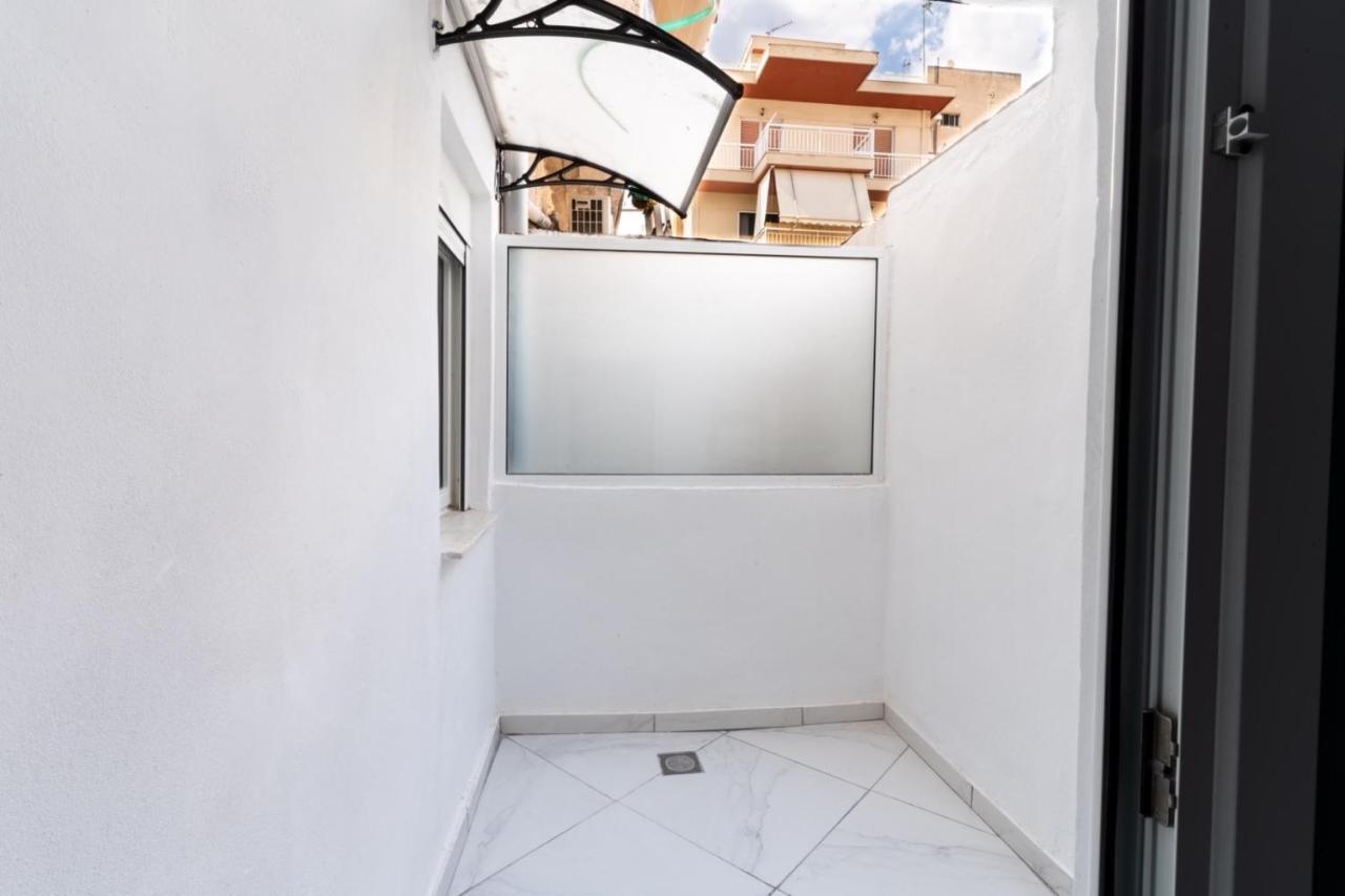 Aiolos Luxury Suite 3 Agios Dimitrios Near Metro Athén Kültér fotó
